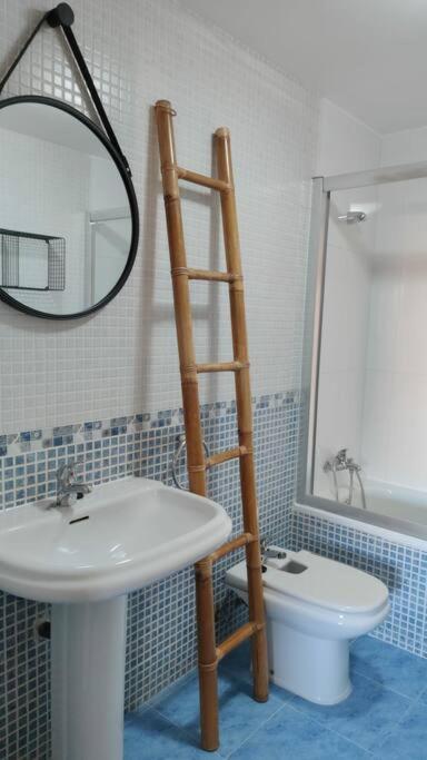Apartamento La Emisora Ponferrada Bagian luar foto